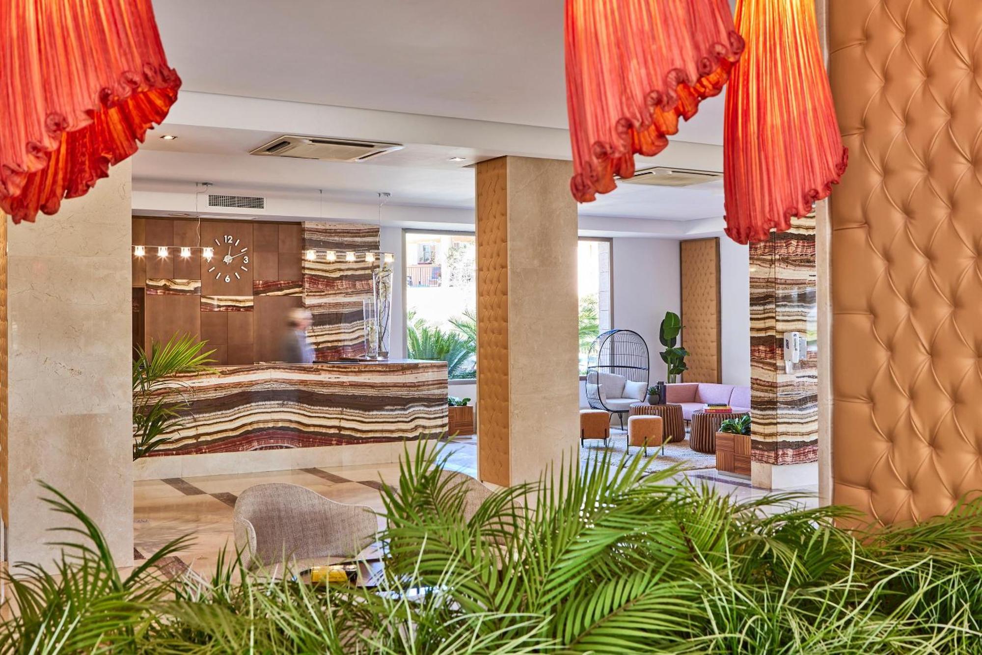 Апарт отель Zafiro Tropic Порто де Алькудиа Экстерьер фото