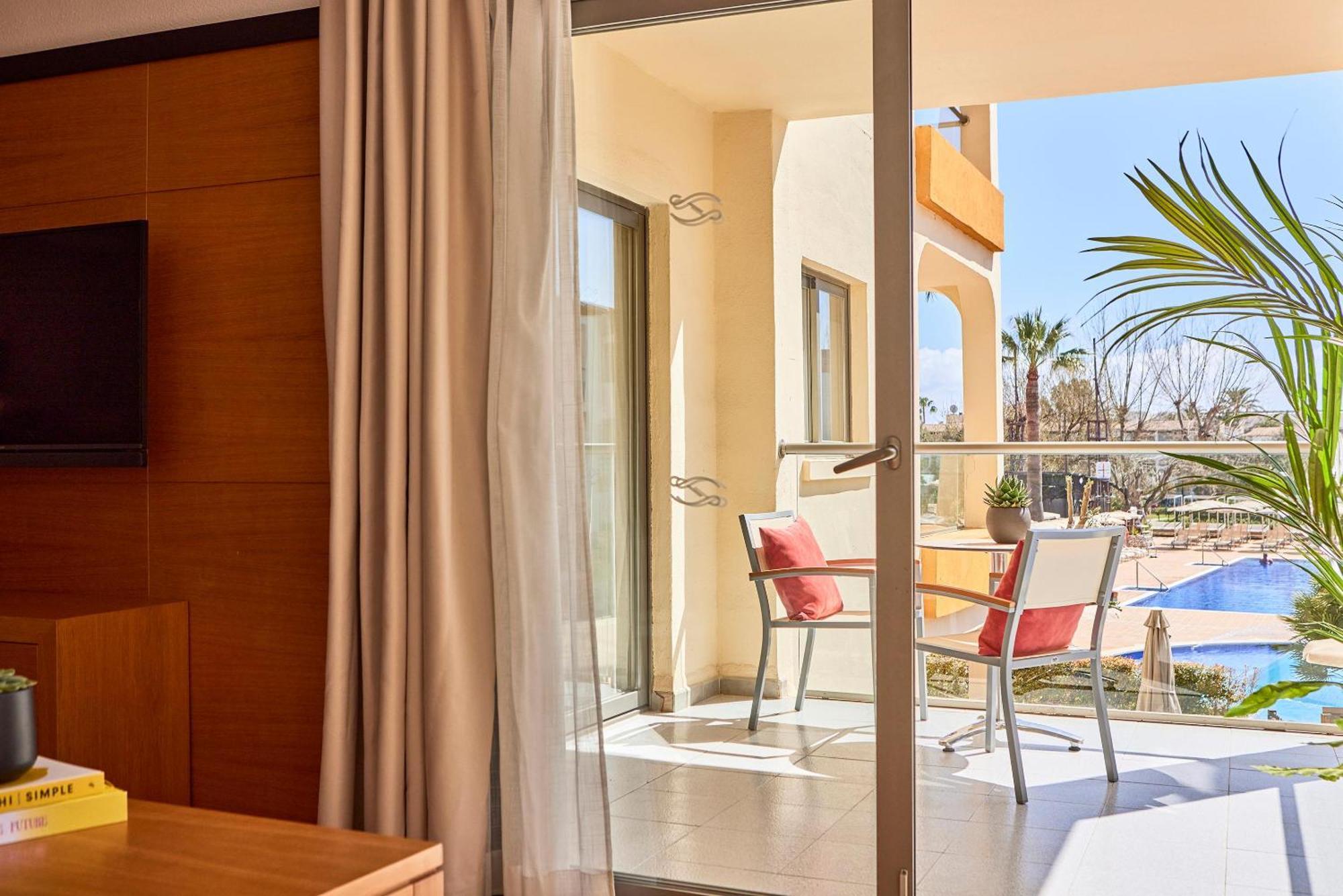 Апарт отель Zafiro Tropic Порто де Алькудиа Экстерьер фото